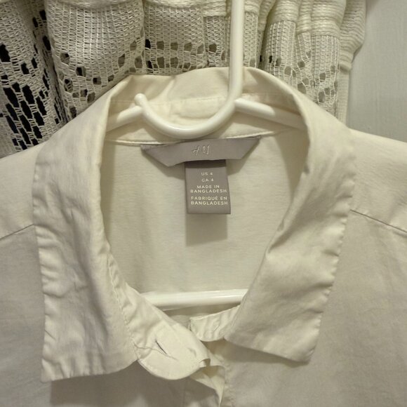h&m white button down shirt - Picture 3 of 5